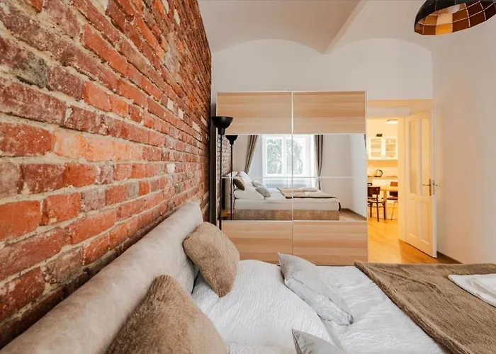 Apartman Cozy By River Dancing House