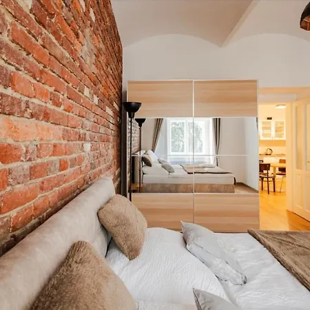 아파트 Cozy By River Dancing House